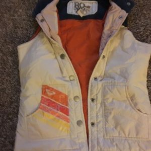 Roxy brand name puffy puffer vest NEW w/o tags